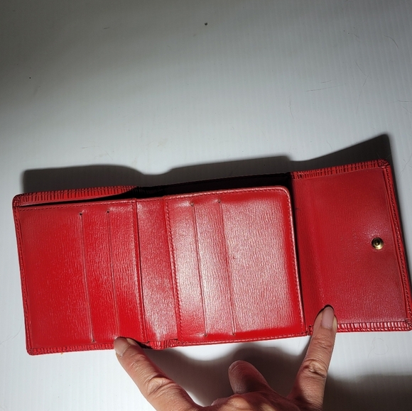 Louis Vuitton LV Red Epi Leather Compact Tri-fold Wallet - Picture 6 of 9